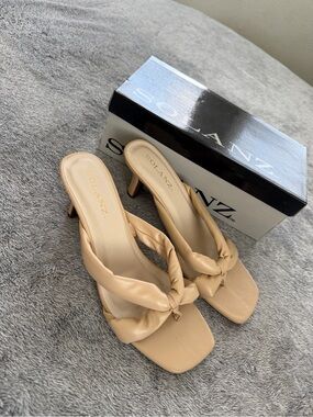 Solanz Tan Knotted Leather Mid-Heel Mules